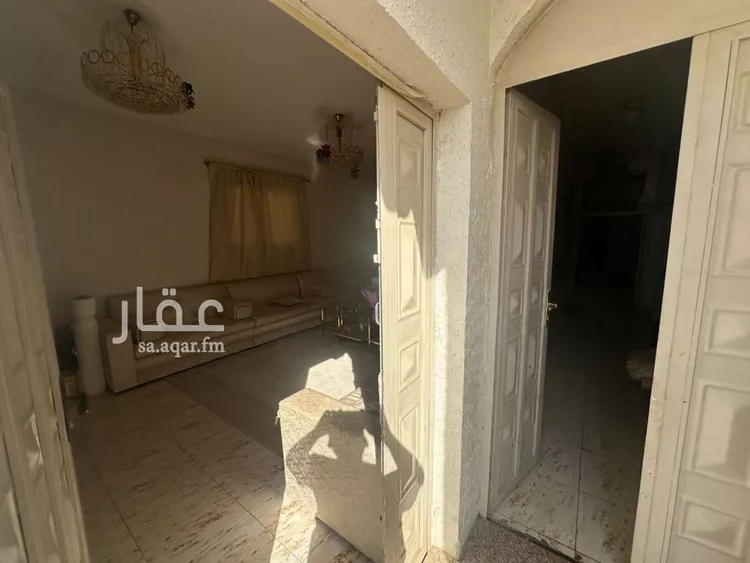 فيلا للبيع في شارع أحمد بن بكر, حي الخليج, مدينة الرياض, منطقة الرياض صورة 4