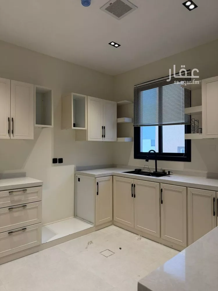 شقة للإيجار في شارع الرمس, حي الملقا, مدينة الرياض, منطقة الرياض 1 صورة