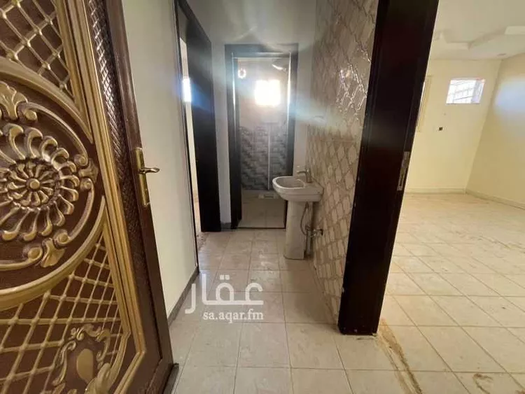 Floor for Rent in Tabuk Ar Rawdah 6