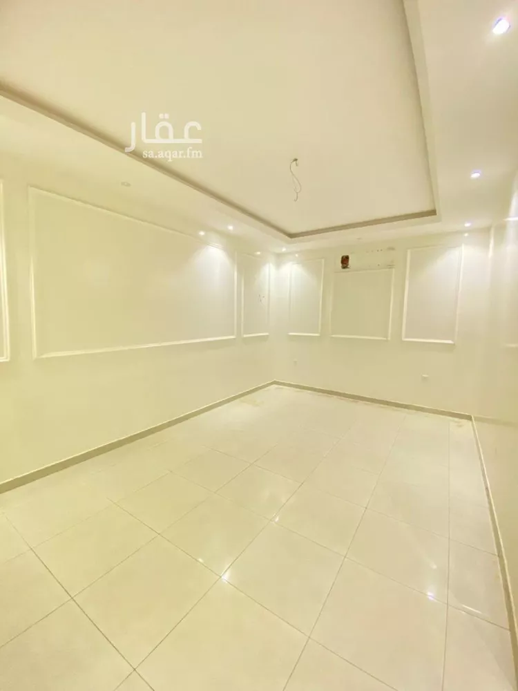 Floor for Rent in Riyadh Badr 8
