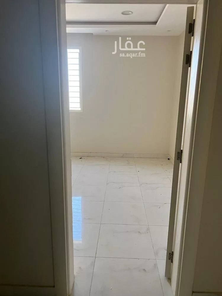شقة للإيجار في شارع ابن أبي البدر, حي المصيف, مدينة عنيزة, منطقة القصيم صورة 2