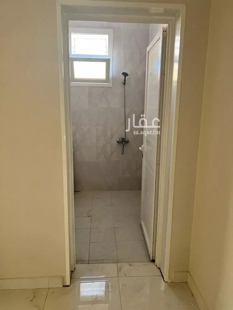 شقة للإيجار في شارع ابن أبي البدر, حي المصيف, مدينة عنيزة, منطقة القصيم 7