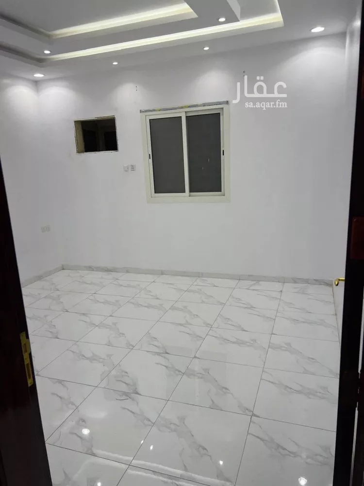 شقة للإيجار في شارع عبداللطيف ابن احمد, حي الملك فهد, مدينة المدينة المنورة, منطقة المدينة المنورة 17