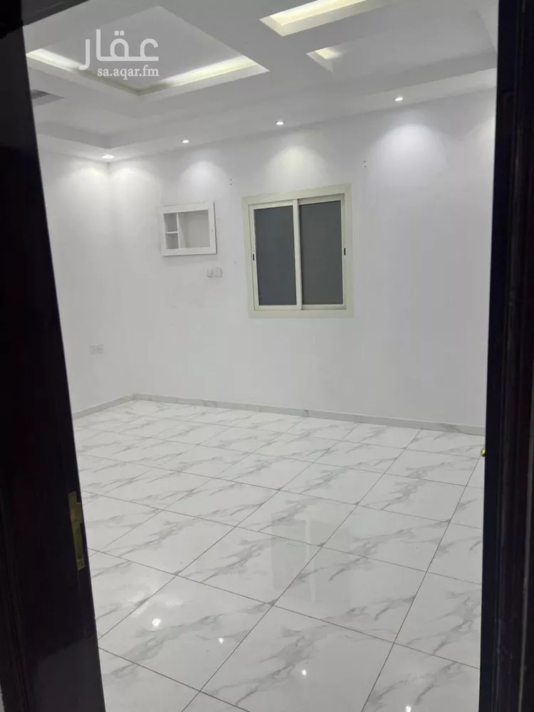شقة للإيجار في شارع عبداللطيف ابن احمد, حي الملك فهد, مدينة المدينة المنورة, منطقة المدينة المنورة 6