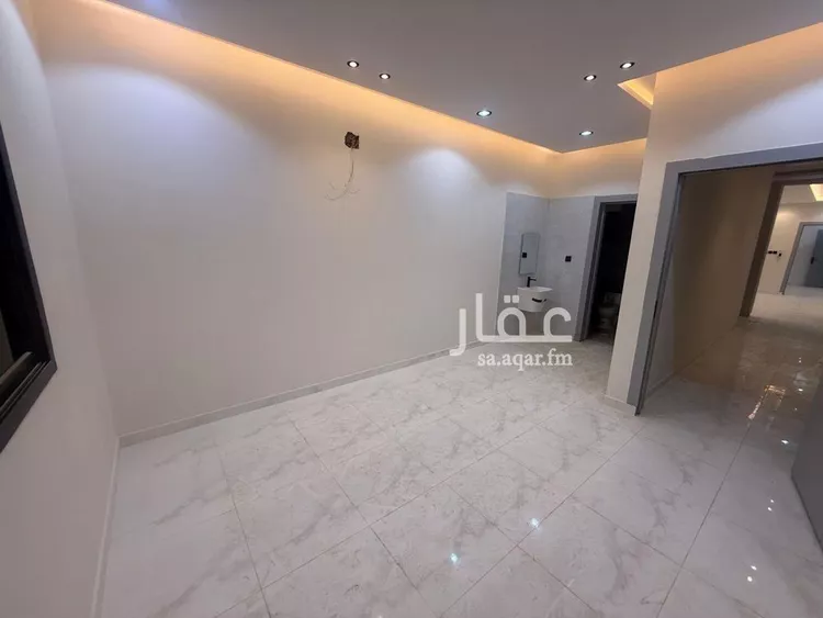 دور للإيجار في شارع زايد السبيعي, حي بدر, مدينة الرياض, منطقة الرياض صورة 3