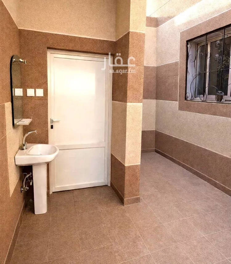 دور للإيجار في شارع عبدالكريم بن يوسف الأنصاري, حي بدر, مدينة الرياض, منطقة الرياض صورة 3