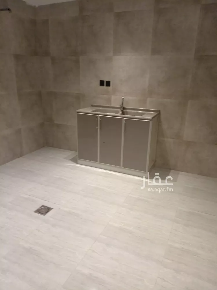 شقة للإيجار في شارع 12ب, حي الحمراء, مدينة الخبر, المنطقة الشرقية 6