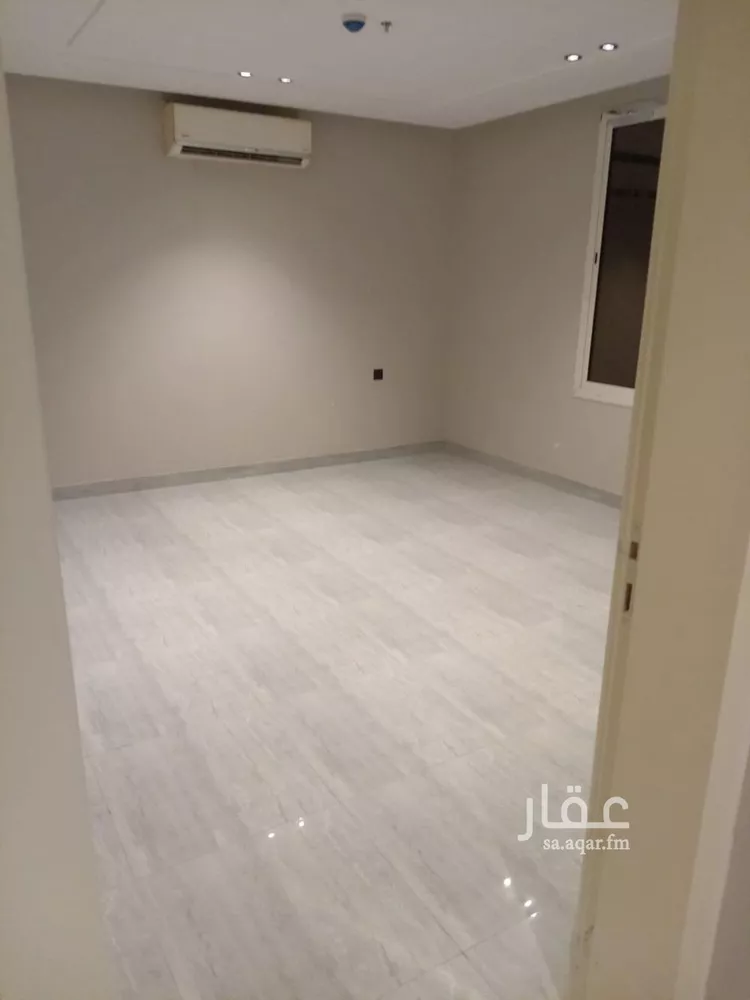 شقة للإيجار في شارع 12ب, حي الحمراء, مدينة الخبر, المنطقة الشرقية صورة 2