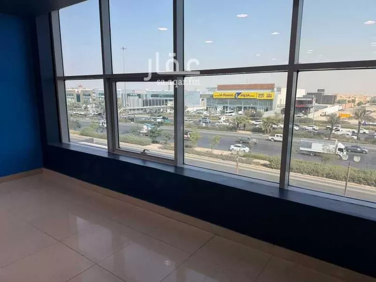 مكتب تجاري للإيجار في شارع الدائري الشرقي الفرعي, حي الربوة, مدينة الرياض, منطقة الرياض صورة 3