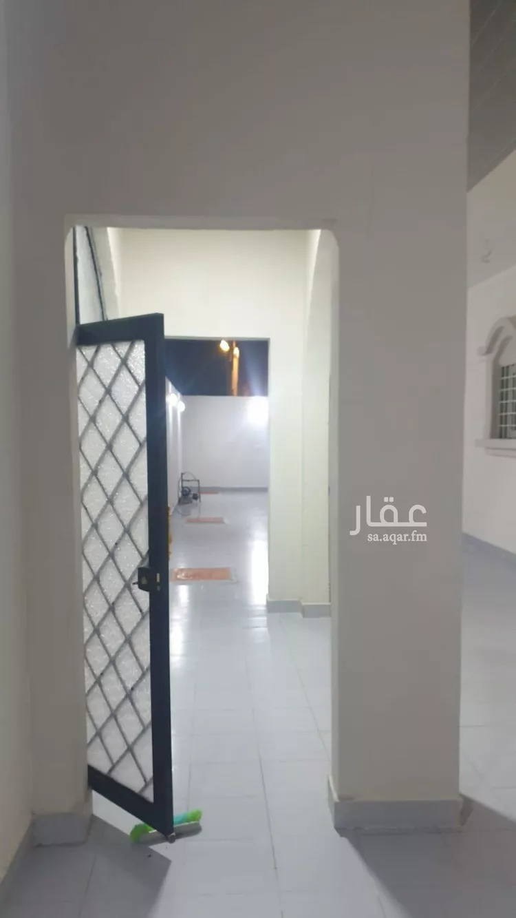 Building for Rent in Jeddah As Salhiyah 12