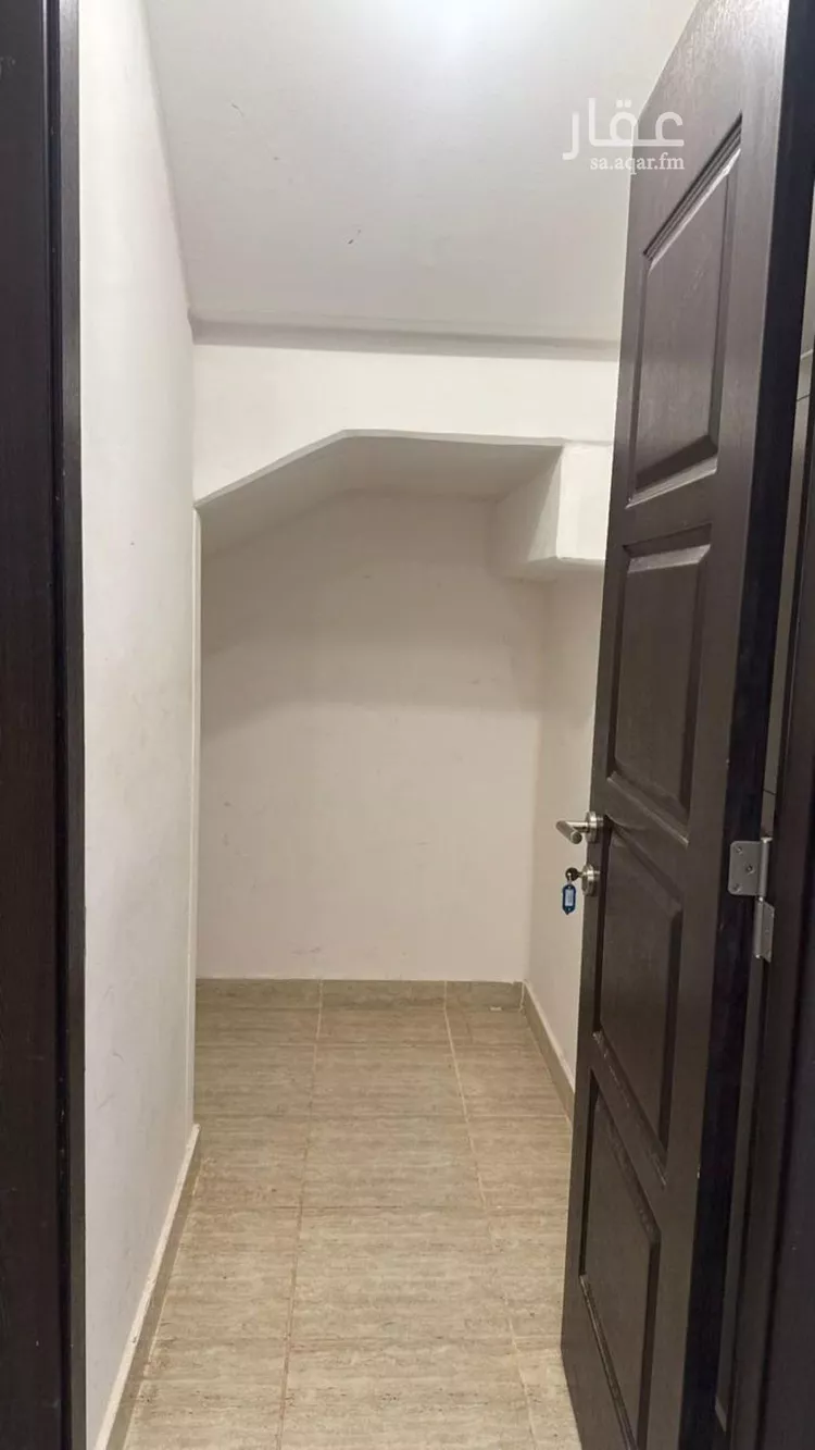 فيلا للإيجار في شارع إبراهيم القوصي, حي مطار الملك خالد الدولي, مدينة الرياض, منطقة الرياض صورة 2