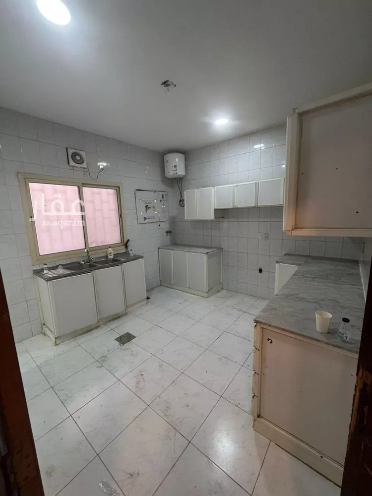 شقة للإيجار في شارع المثنى العبدي, حي الزهور, مدينة الدمام, المنطقة الشرقية صورة 2