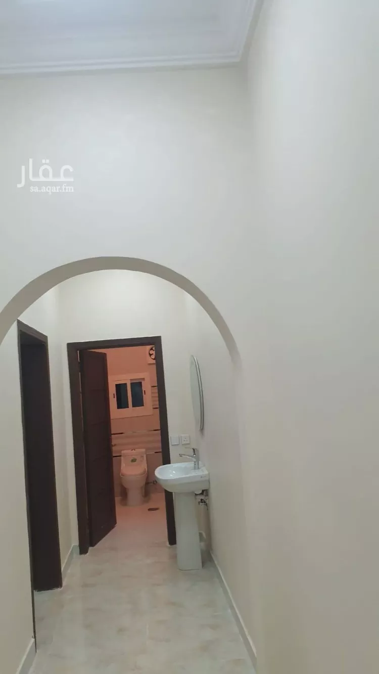 Building for Rent in Jeddah As Salhiyah 13