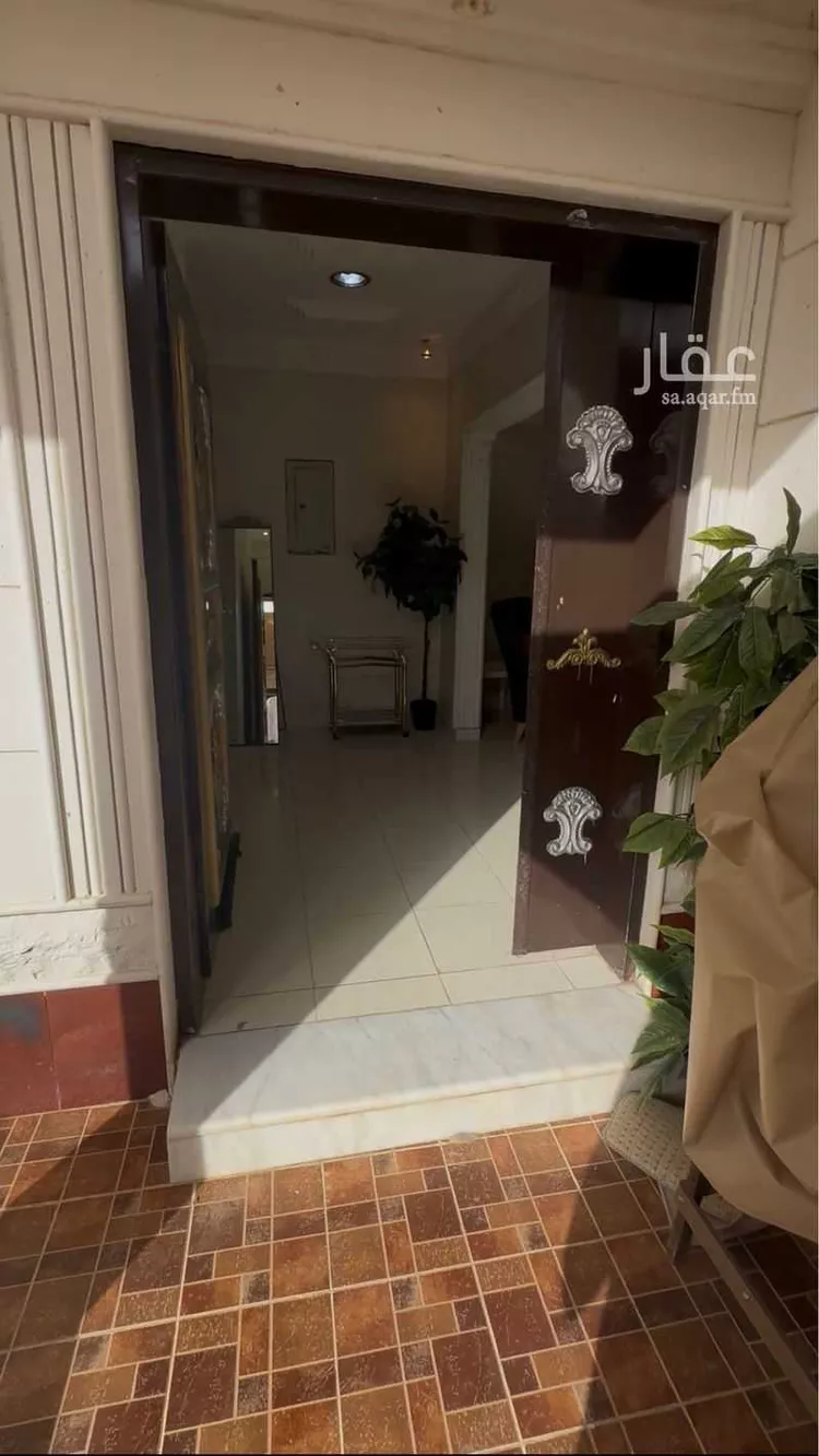 فيلا للبيع في شارع الرصافة, حي إشبيلية, مدينة الرياض, منطقة الرياض صورة 3