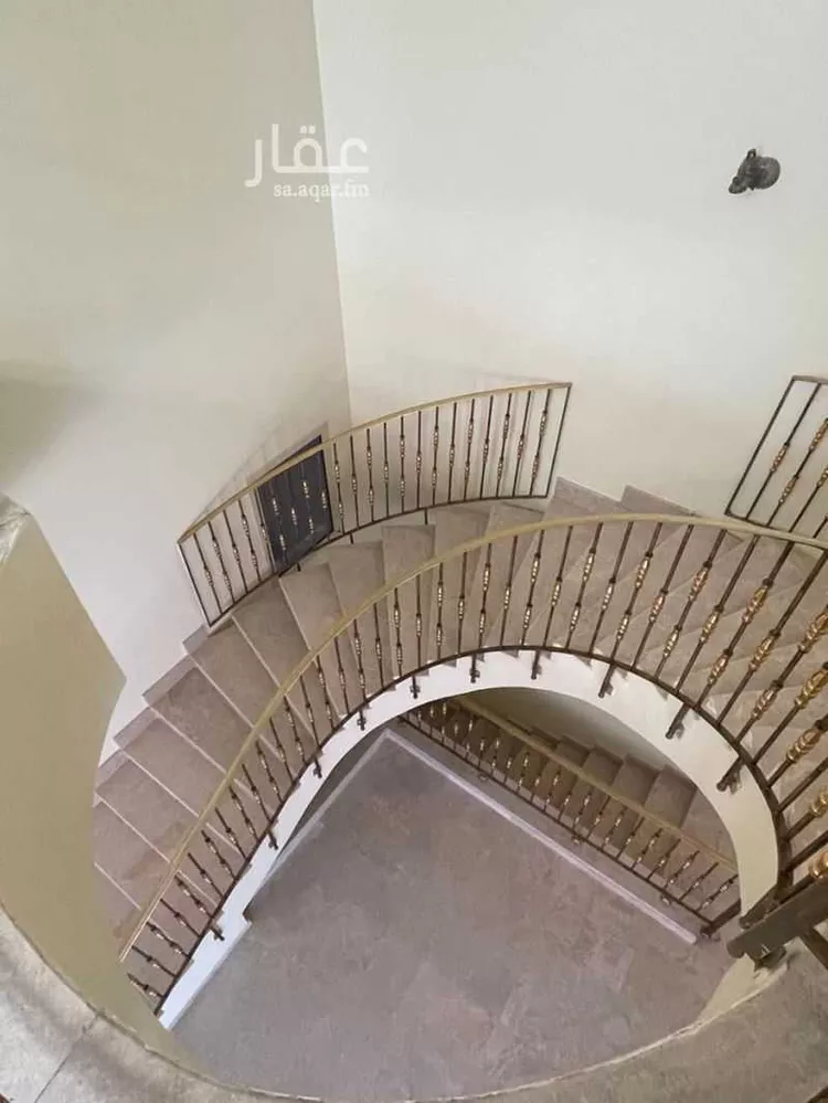 فيلا للإيجار في شارع أبي القاسم الشريف, حي الحمراء, مدينة الرياض, منطقة الرياض صورة 4