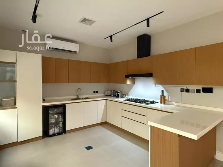 فيلا للإيجار في شارع رافع بن سالم, حي العارض, مدينة الرياض, منطقة الرياض صورة 2