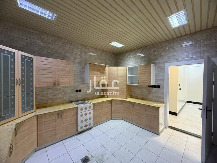 دور للإيجار في شارع وادي درعة, حي غرناطة, مدينة الرياض, منطقة الرياض صورة 3