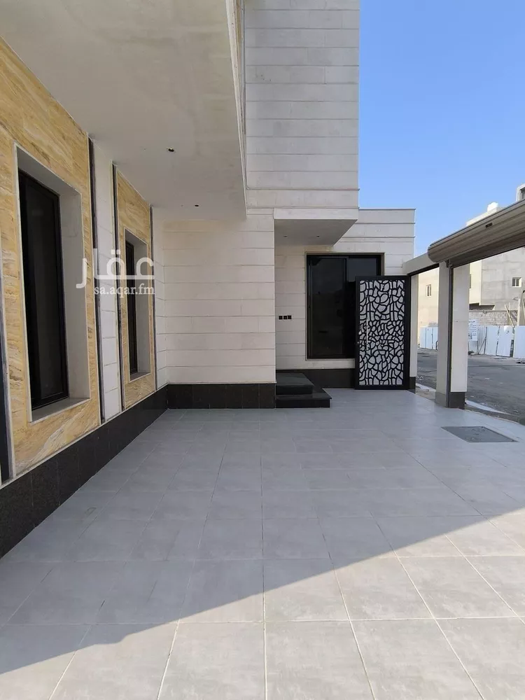 فيلا للبيع في شارع ابن أبي نصر التاجر, حي الرحمانية, مدينة جدة, منطقة مكة المكرمة 1 صورة