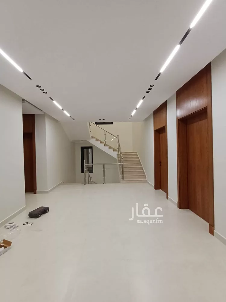 فيلا للبيع في شارع المشرف بن المؤيد, حي الرحمانية, مدينة جدة, منطقة مكة المكرمة