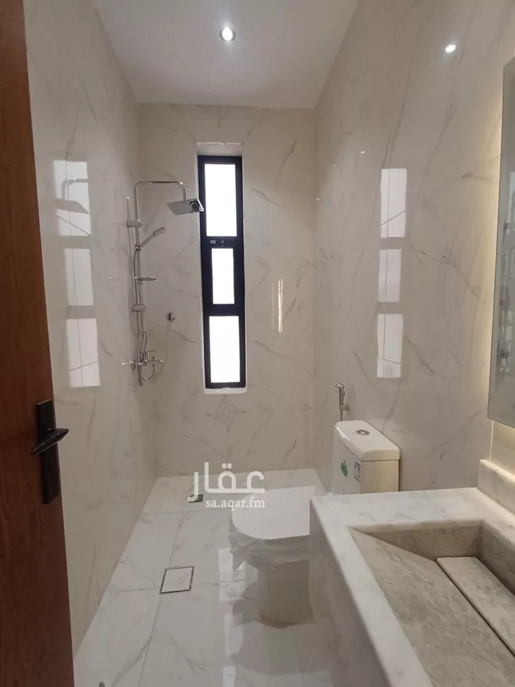 فيلا للبيع في شارع أبوالحسن الساعاتى, حي الفلاح, مدينة جدة, منطقة مكة المكرمة صورة 2