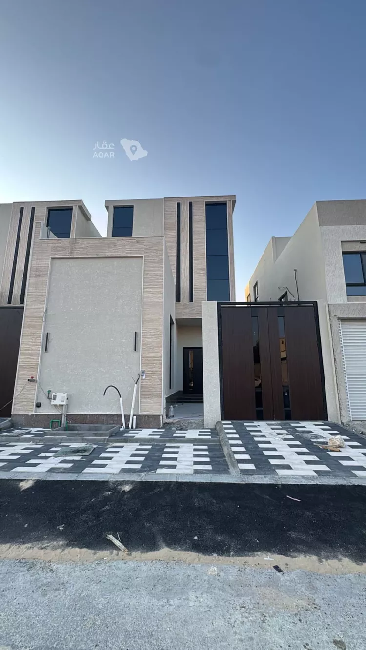 فيلا للبيع في شارع عبدالرحمن ابن ابي عقيل, حي طيبة, مدينة الدمام, المنطقة الشرقية