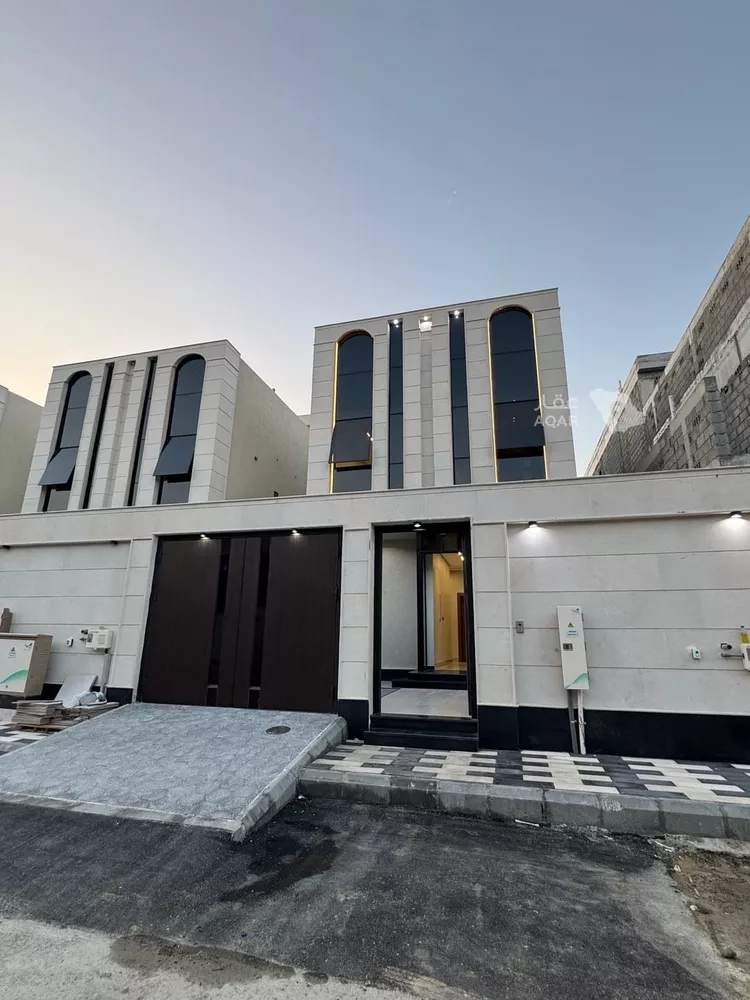 Villa for Sale in Dammam Ash Shulah صورة 4