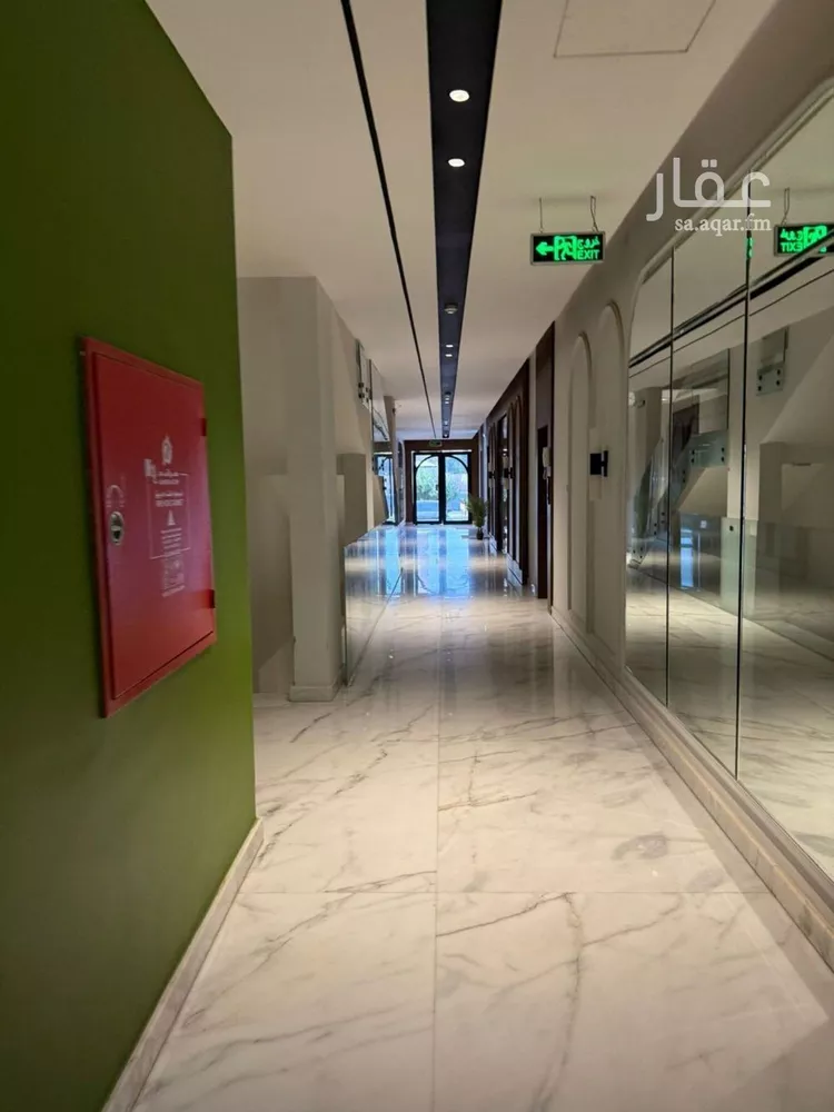 Floor for Rent in Riyadh Al Malqa 19