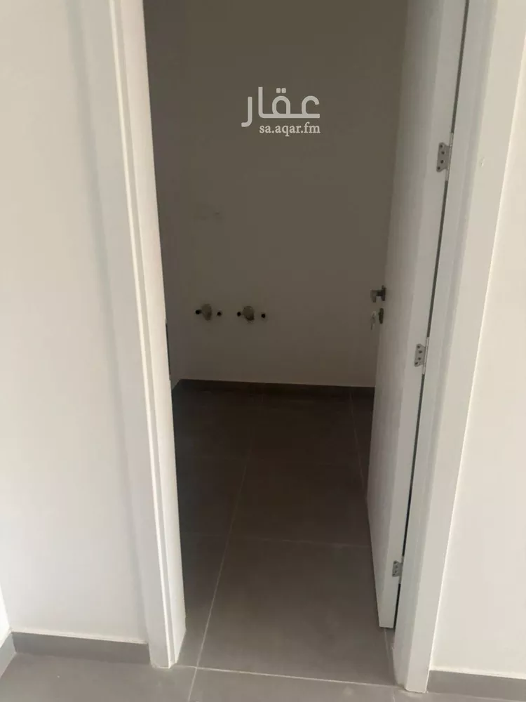 فيلا للإيجار في شارع فؤاد محمد عمر توفيق, حي النرجس, مدينة الرياض, منطقة الرياض صورة 3
