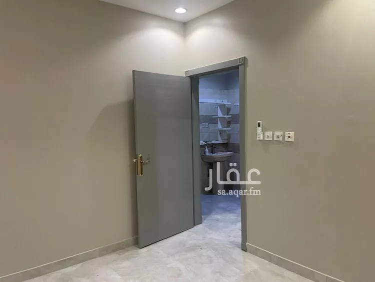 شقة للإيجار في شارع عبدالله بن الزبير, حي العريجاء الغربي, مدينة الرياض, منطقة الرياض صورة 3