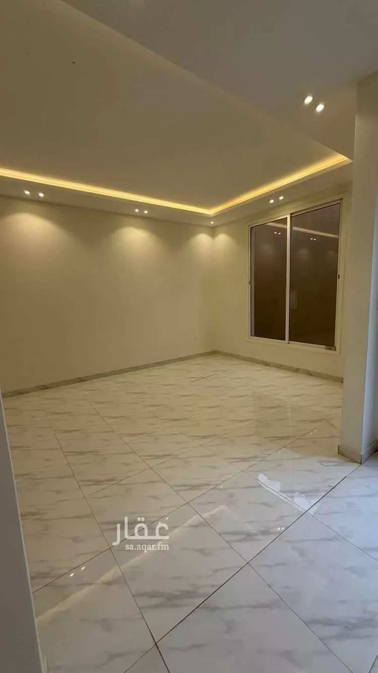 فيلا للإيجار في شارع محمد بن جريج, حي العارض, مدينة الرياض, منطقة الرياض 15
