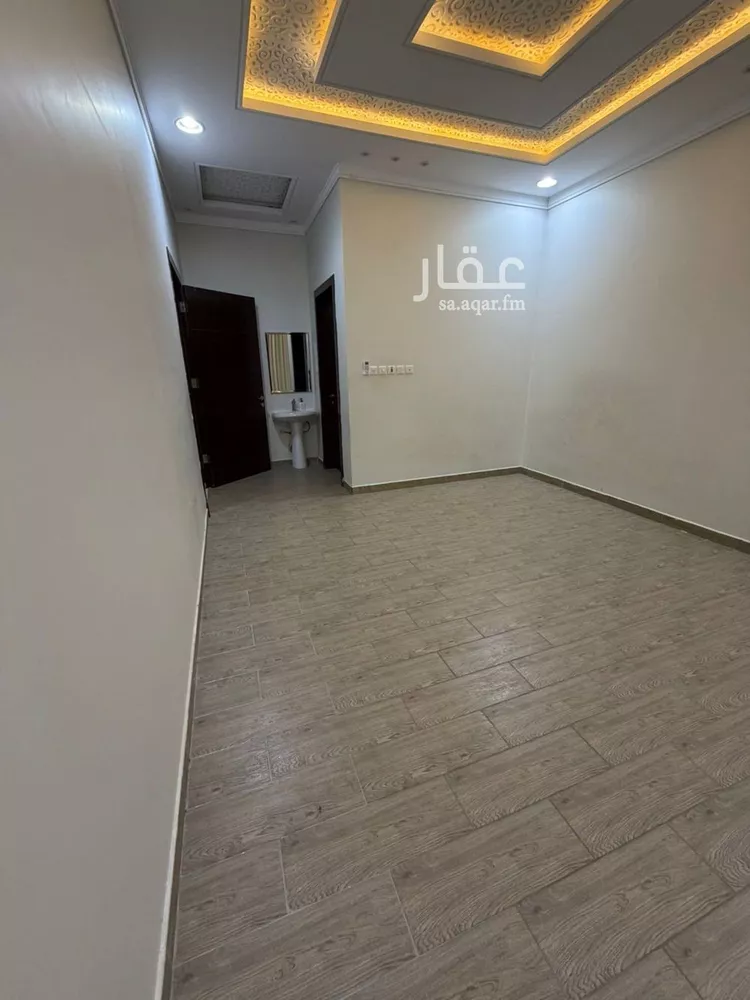 فيلا للإيجار في شارع أحمد بن عبداللطيف السنبسي, حي المهدية, مدينة الرياض, منطقة الرياض 8
