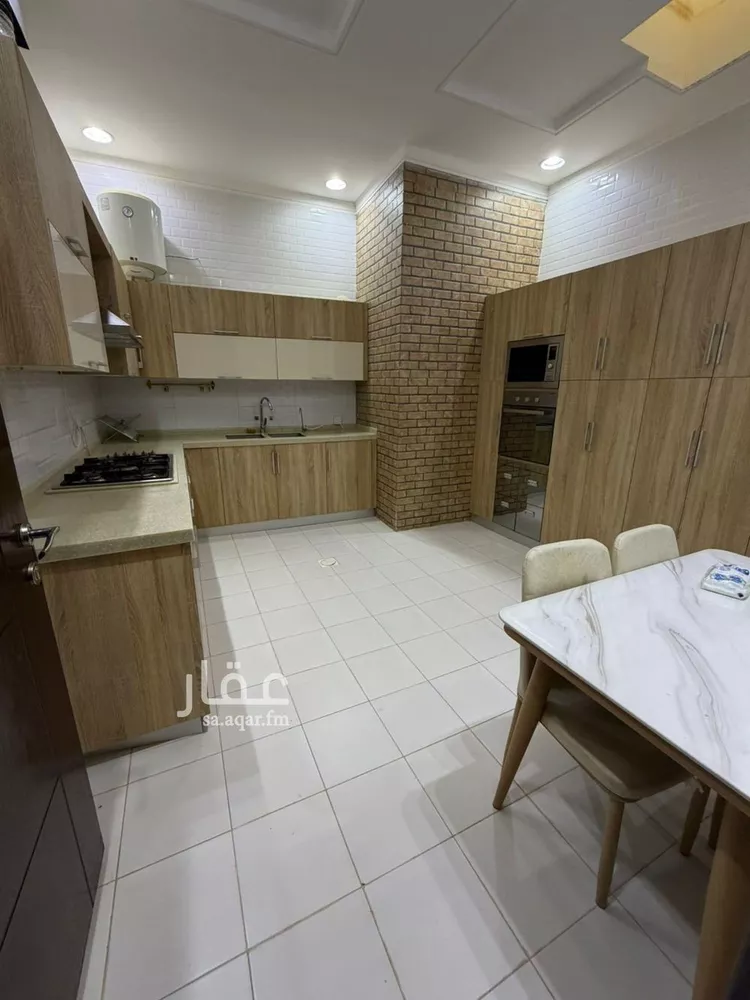 فيلا للإيجار في شارع أحمد بن عبداللطيف السنبسي, حي المهدية, مدينة الرياض, منطقة الرياض صورة 3