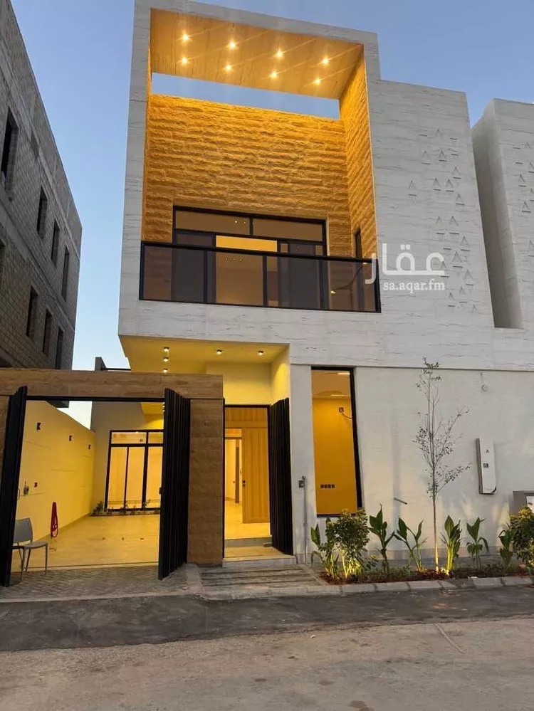 فيلا للبيع في شارع أحمد بن علي الشوائطي, حي المهدية, مدينة الرياض, منطقة الرياض صورة 2