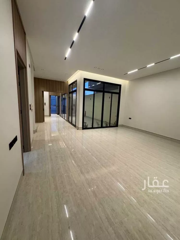 فيلا للبيع في شارع أحمد بن علي الشوائطي, حي المهدية, مدينة الرياض, منطقة الرياض صورة 5