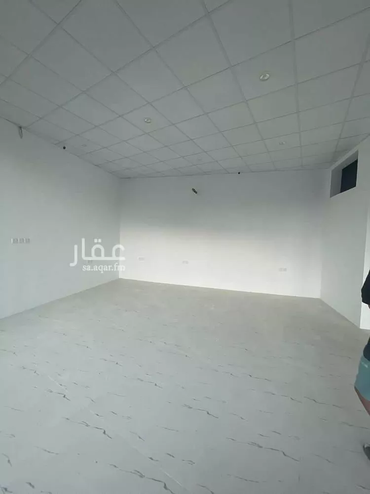 محل للإيجار في شارع ابراهيم فطاني, حي الصيانة, مدينة الطائف, منطقة مكة المكرمة 7