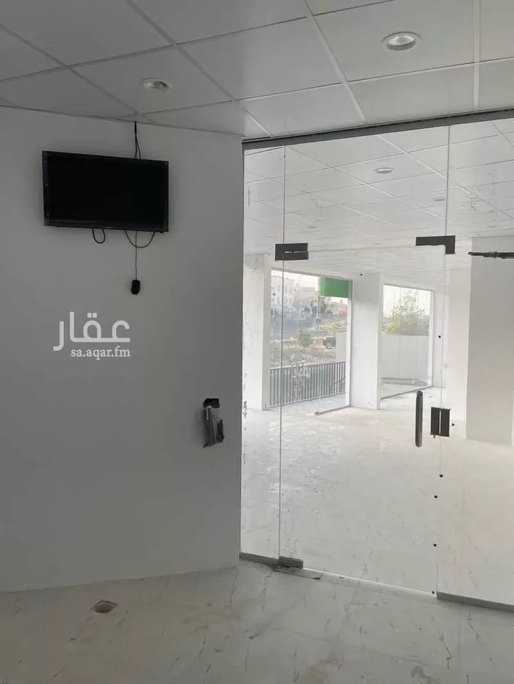 محل للإيجار في شارع ابراهيم فطاني, حي الصيانة, مدينة الطائف, منطقة مكة المكرمة 8