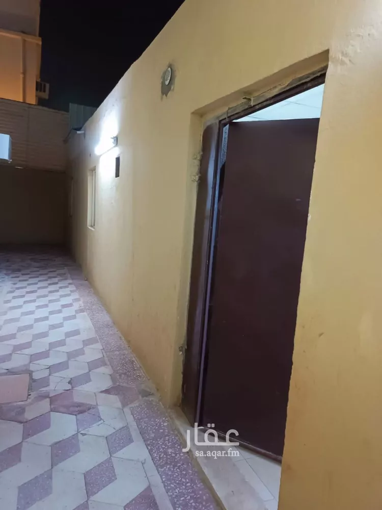 شقة للإيجار في شارع ابن مسافر, حي السويدي, مدينة الرياض, منطقة الرياض