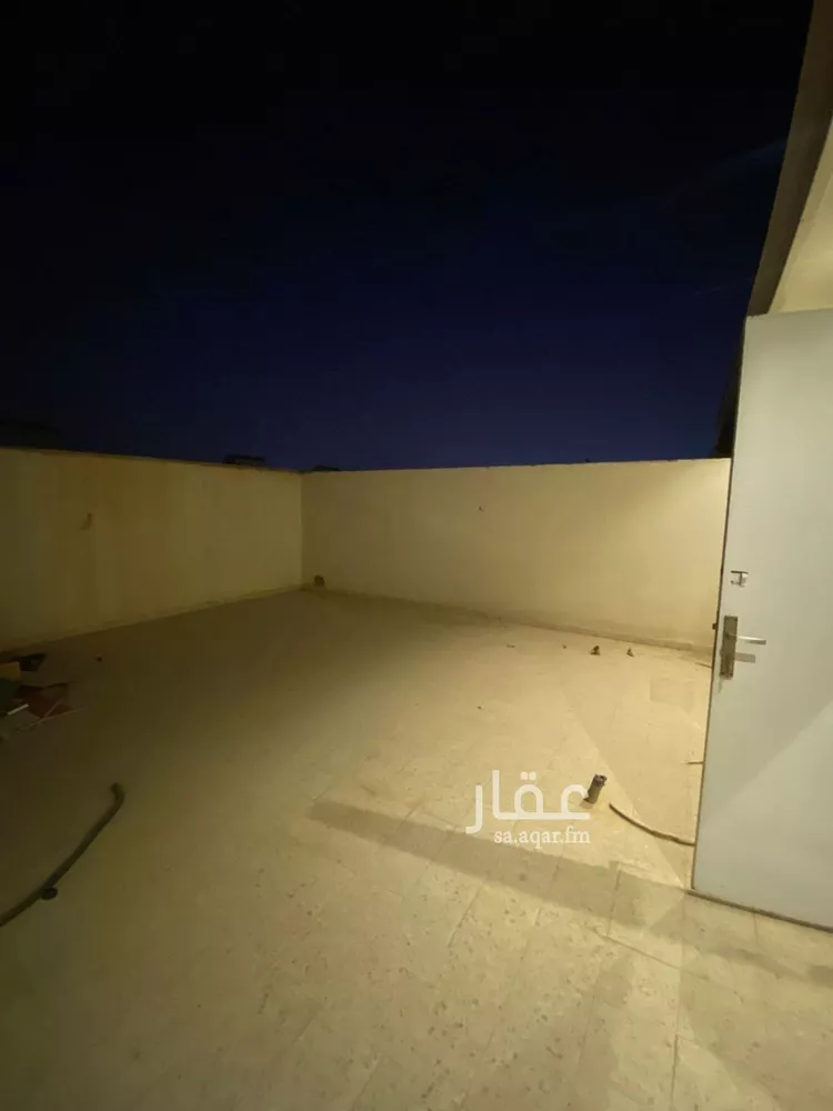 فيلا للإيجار في شارع عفيف الدين ظهيرة, حي بدر, مدينة الرياض, منطقة الرياض صورة 2