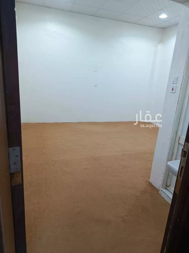 شقة للإيجار في شارع ابن مسافر, حي السويدي, مدينة الرياض, منطقة الرياض صورة 2