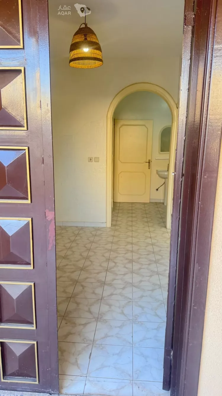 Floor for Rent in Riyadh Ar Rawdah 6