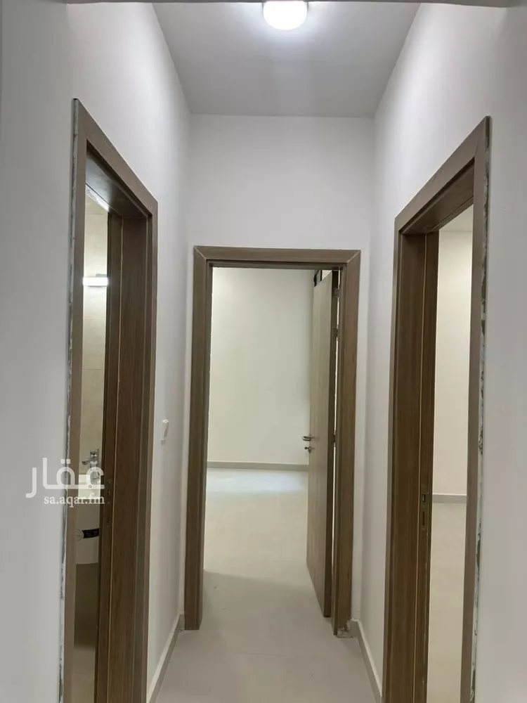 فيلا للإيجار في شارع مطار الملك خالد, حي مطار الملك خالد الدولي, مدينة الرياض, منطقة الرياض 14