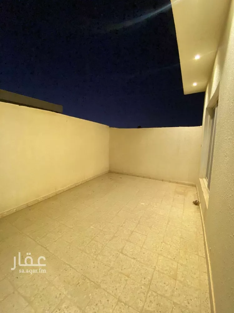 فيلا للإيجار في شارع عفيف الدين ظهيرة, حي بدر, مدينة الرياض, منطقة الرياض صورة 3