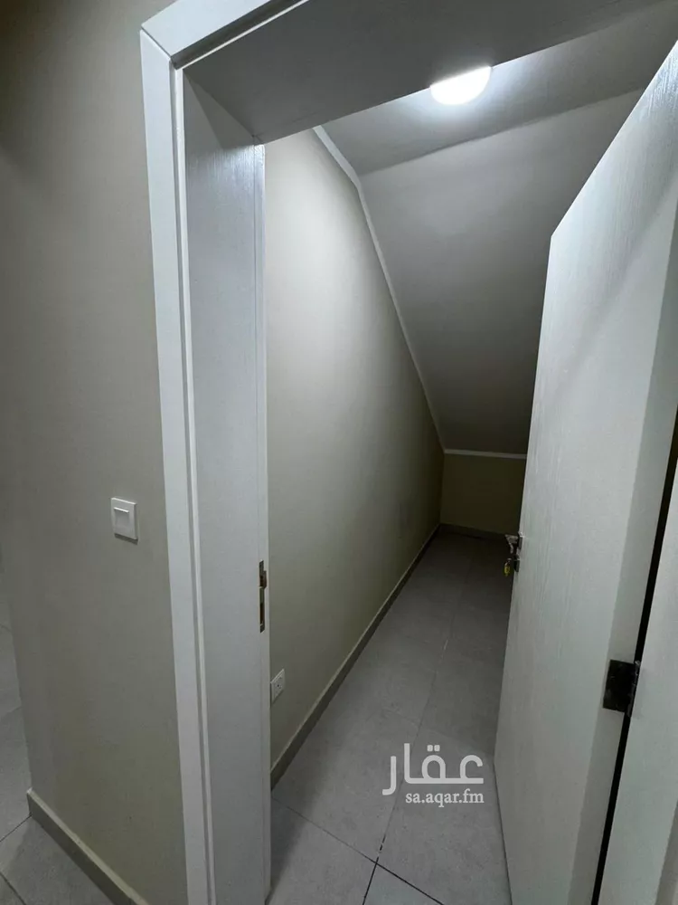 فيلا للإيجار في شارع البشائر, حي البشائر, مدينة الرياض, منطقة الرياض 1 صورة
