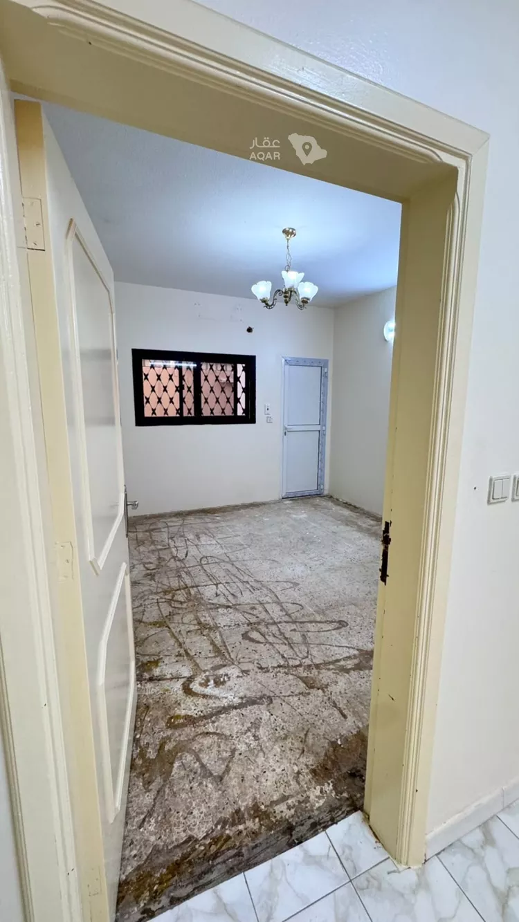 Floor for Rent in Riyadh Ar Rawdah 12
