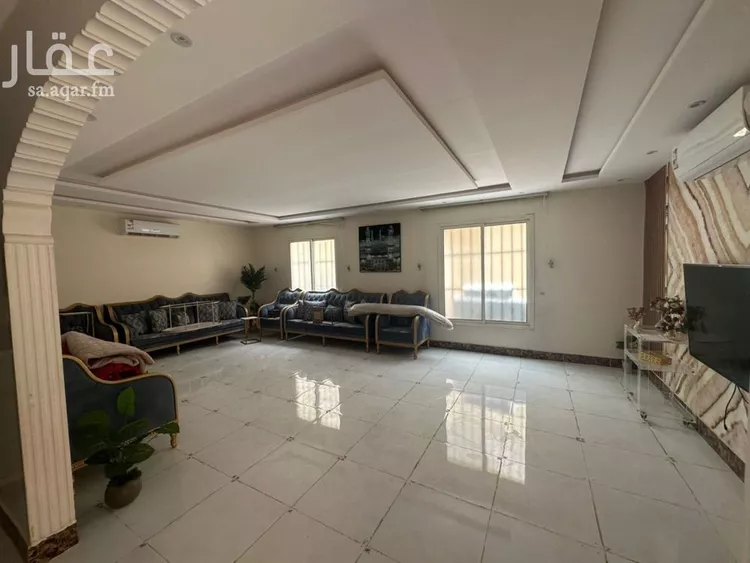 فيلا للإيجار في شارع الشهاب بن رسلان, حي عكاظ, مدينة الرياض, منطقة الرياض