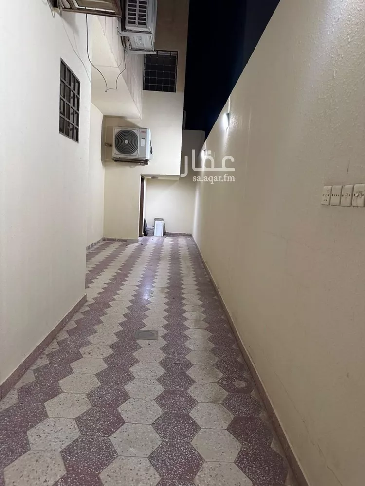 شقة للإيجار في شارع الجمازية, حي إشبيلية, مدينة الرياض, منطقة الرياض 15