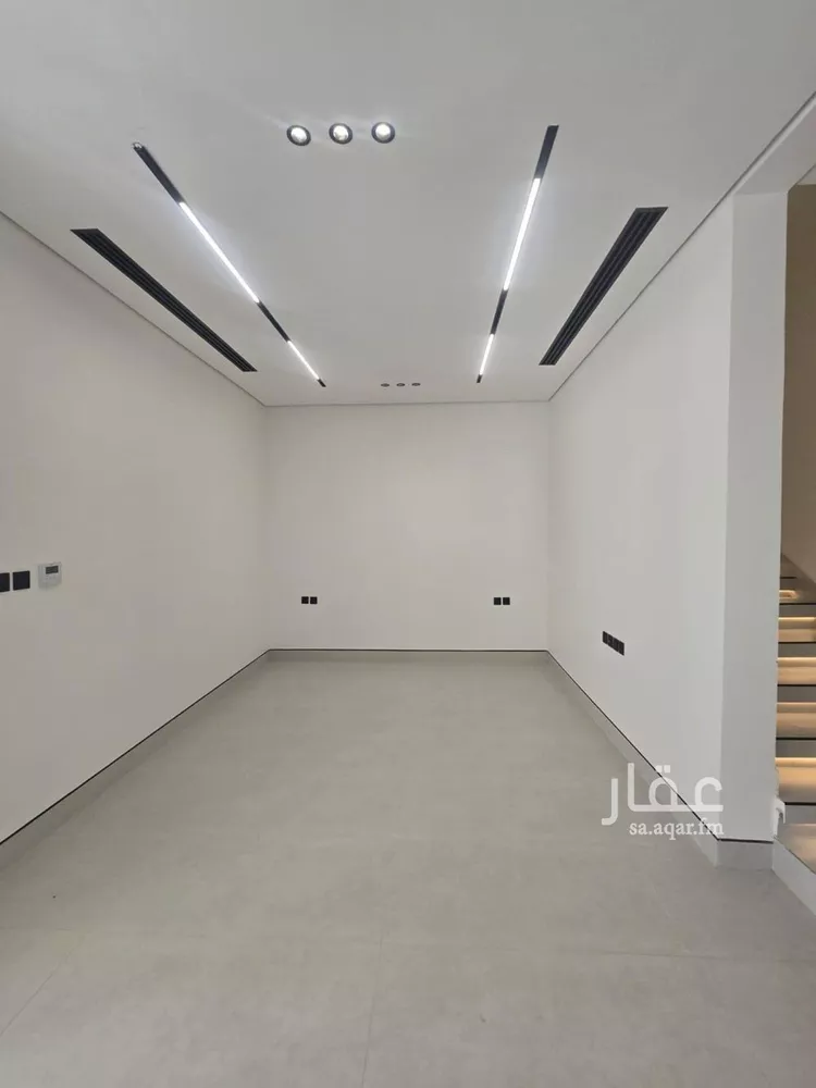 فيلا للبيع في شارع إبراهيم بن مهران, حي غرناطة, مدينة الرياض, منطقة الرياض صورة 3
