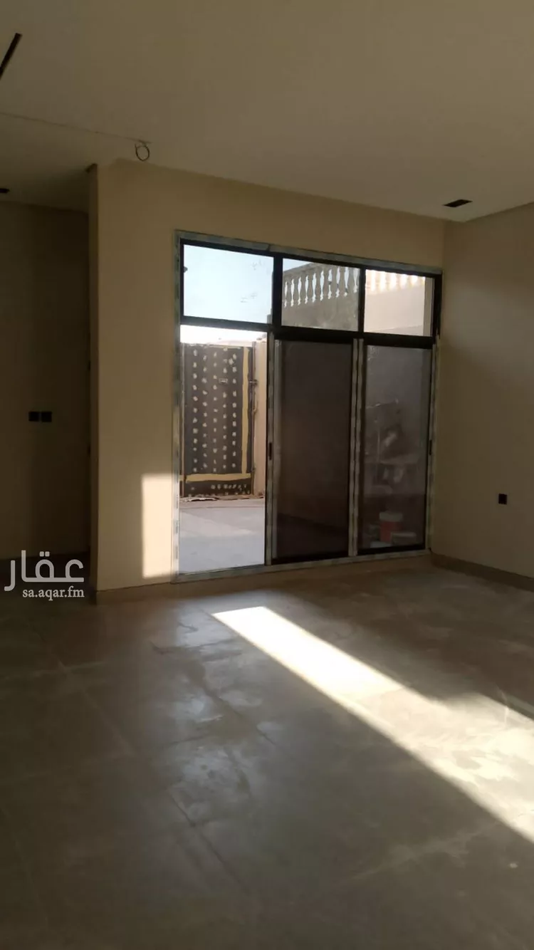 دور للبيع في شارع الجدين, حي إشبيلية, مدينة الرياض, منطقة الرياض صورة 3