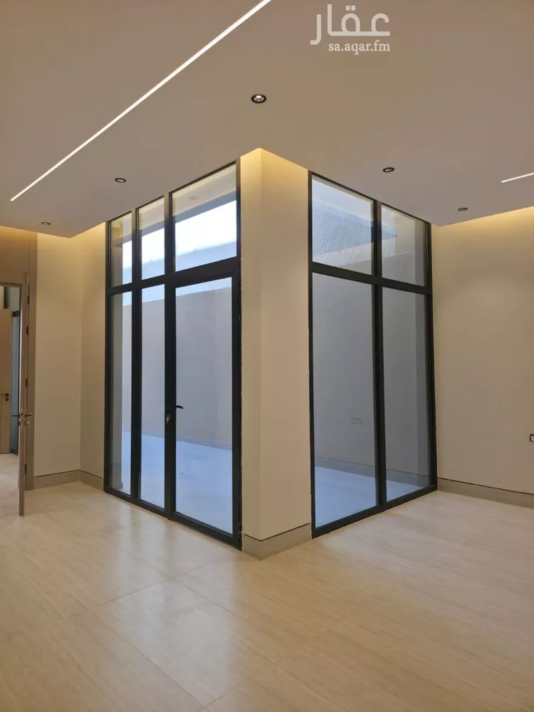 Villa for Sale in Riyadh King Faisal 18