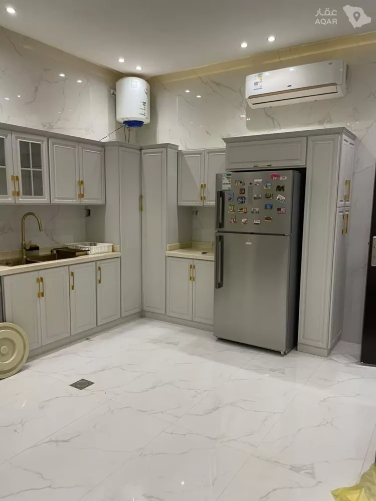 فيلا للإيجار في شارع عقرباء 222, حي عقرباء, مدينة الجبيلة, منطقة الرياض 9